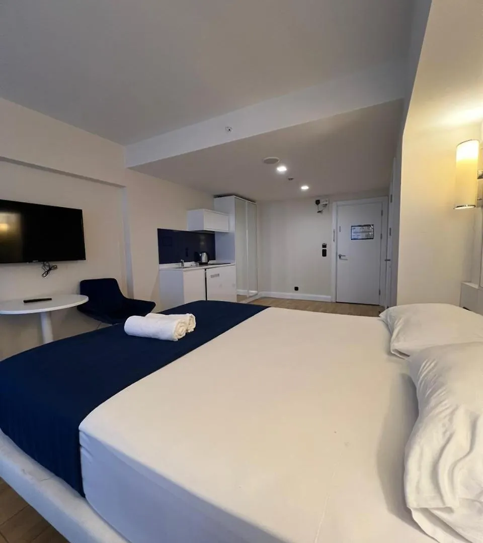 Апартамент С Видом На Море Orbi City Batoemi 5*,  Georgië