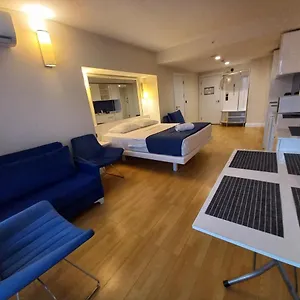 Orbi Superhost باتومي